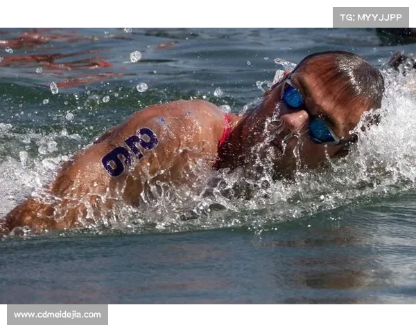 意大利名将帕尔特里涅里公开水域摘银后炮轰裁判称绕标阶段遭违规推挤 意大利名将帕尔特里涅里公开水域摘银后炮轰裁判称绕标阶段遭违规推挤